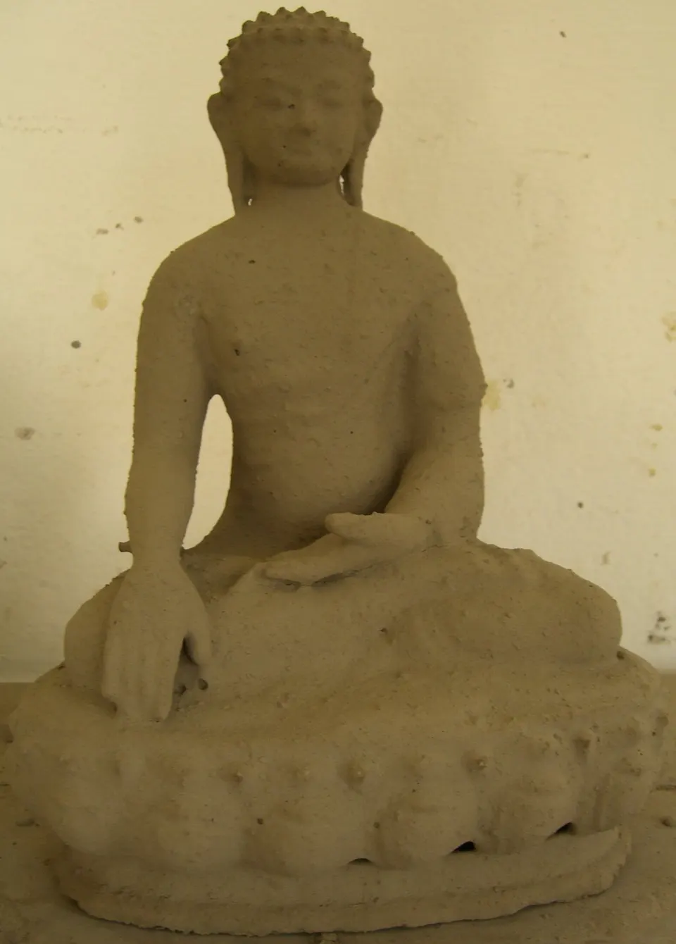 Figur nach den ersten Tonschichten